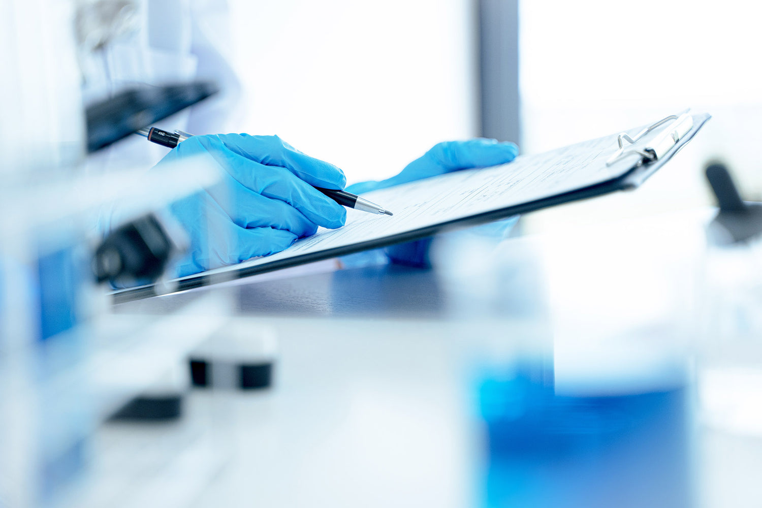 Alle mons-fortis Produkte werden permanent im hauseigenen Labor getestet!