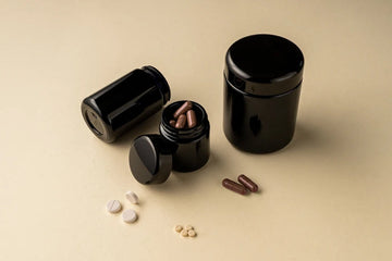 Violettglas: Der natürliche Schutz für deine Nahrungsergänzung